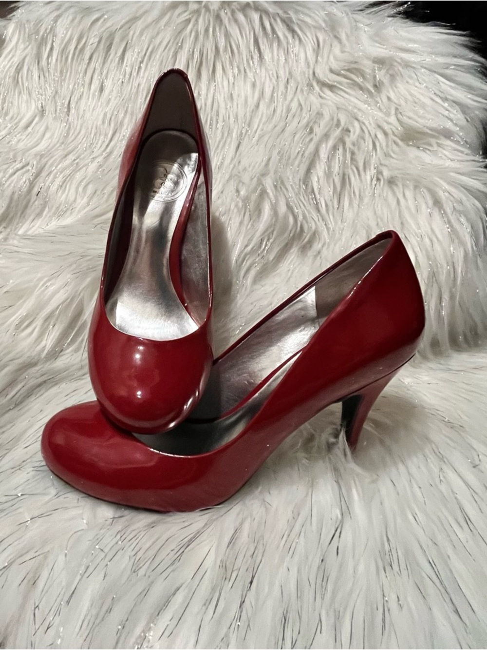 Jessica Simpson Red Patent Mid Heel Pumps